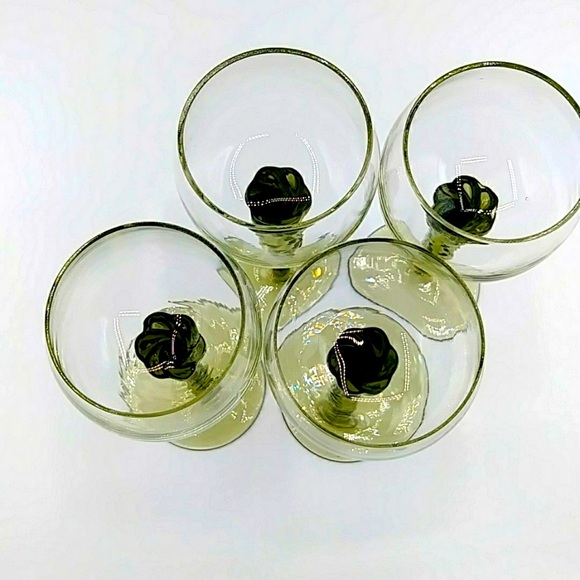 4 Stunning Smokey-Green Stemmed Cordial Glasses - Picture 6 of 6